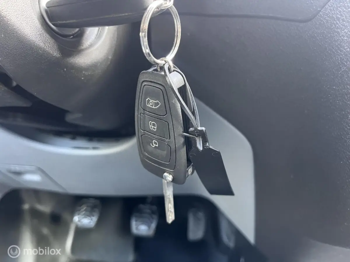 2.0 TDCI 3 x Lang Ambiente Navi Airco Trekhaak 3 Zitplaatsen