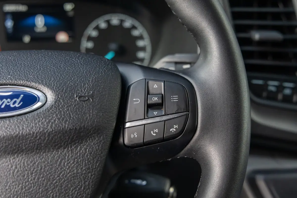 300 2.0 TDCI L2H1DC Trend | Cruise control adaptief | Camera | Apple Carplay/Android Auto | Navi | Dealer OH! | Achteruitrijcamera | Apple Carplay/Android Auto|telefoonintegratie premium | C