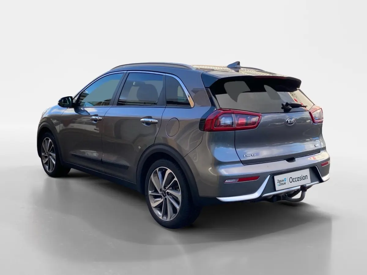 1.6 GDi Hybrid ExecutiveLine | Climate control | Leder | Navigatie | Trekhaak | LM-velgen | Elek. stoel(en) met memory | Stoel + stuurverwarming |