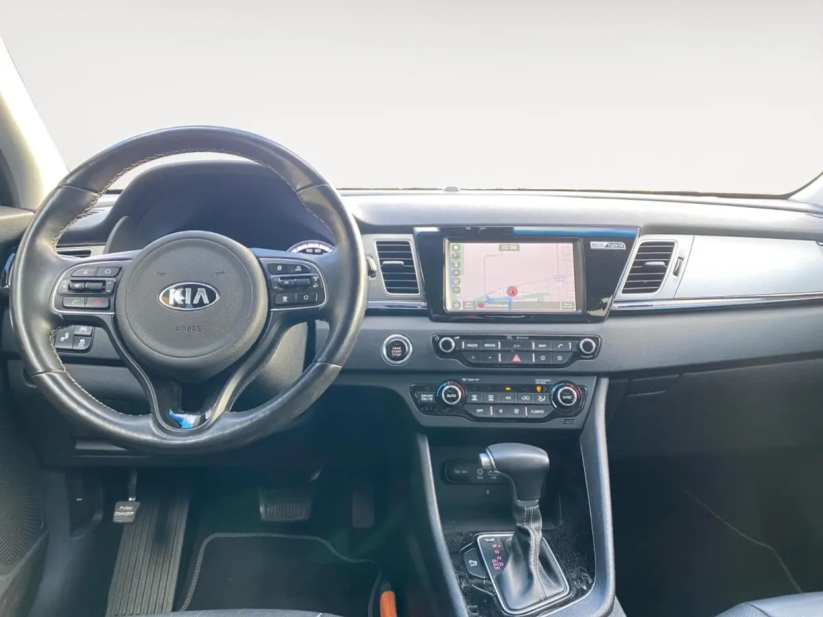 1.6 GDi Hybrid ExecutiveLine | Climate control | Leder | Navigatie | Trekhaak | LM-velgen | Elek. stoel(en) met memory | Stoel + stuurverwarming |