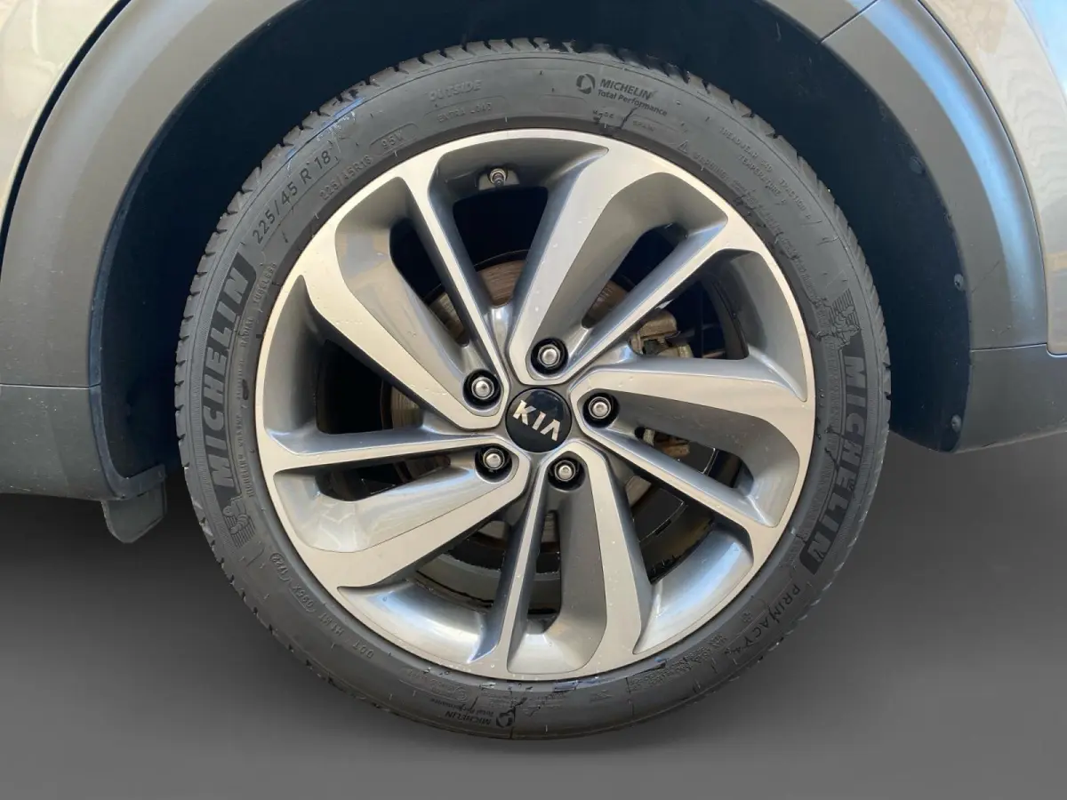 1.6 GDi Hybrid ExecutiveLine | Climate control | Leder | Navigatie | Trekhaak | LM-velgen | Elek. stoel(en) met memory | Stoel + stuurverwarming |