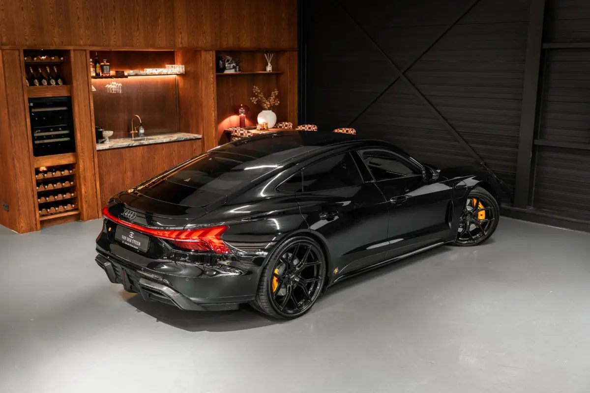 RS e-tron GT Performance BTW | Active Suspension | Boost 925PK | Stoelventilatie en massage | Pano