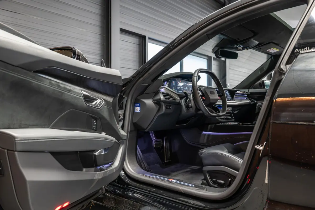 RS e-tron GT Performance BTW | Active Suspension | Boost 925PK | Stoelventilatie en massage | Pano