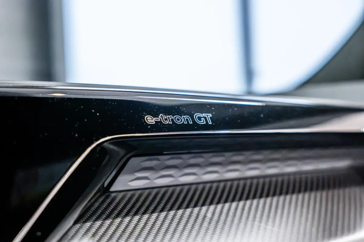 RS e-tron GT Performance BTW | Active Suspension | Boost 925PK | Stoelventilatie en massage | Pano