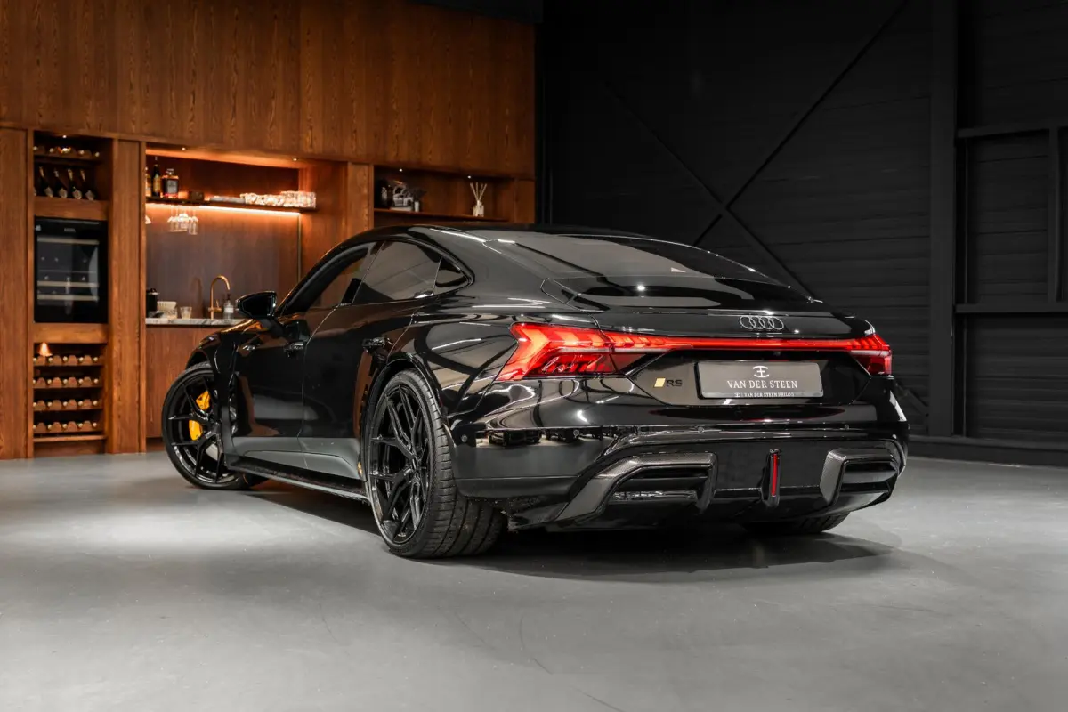 RS e-tron GT Performance BTW | Active Suspension | Boost 925PK | Stoelventilatie en massage | Pano