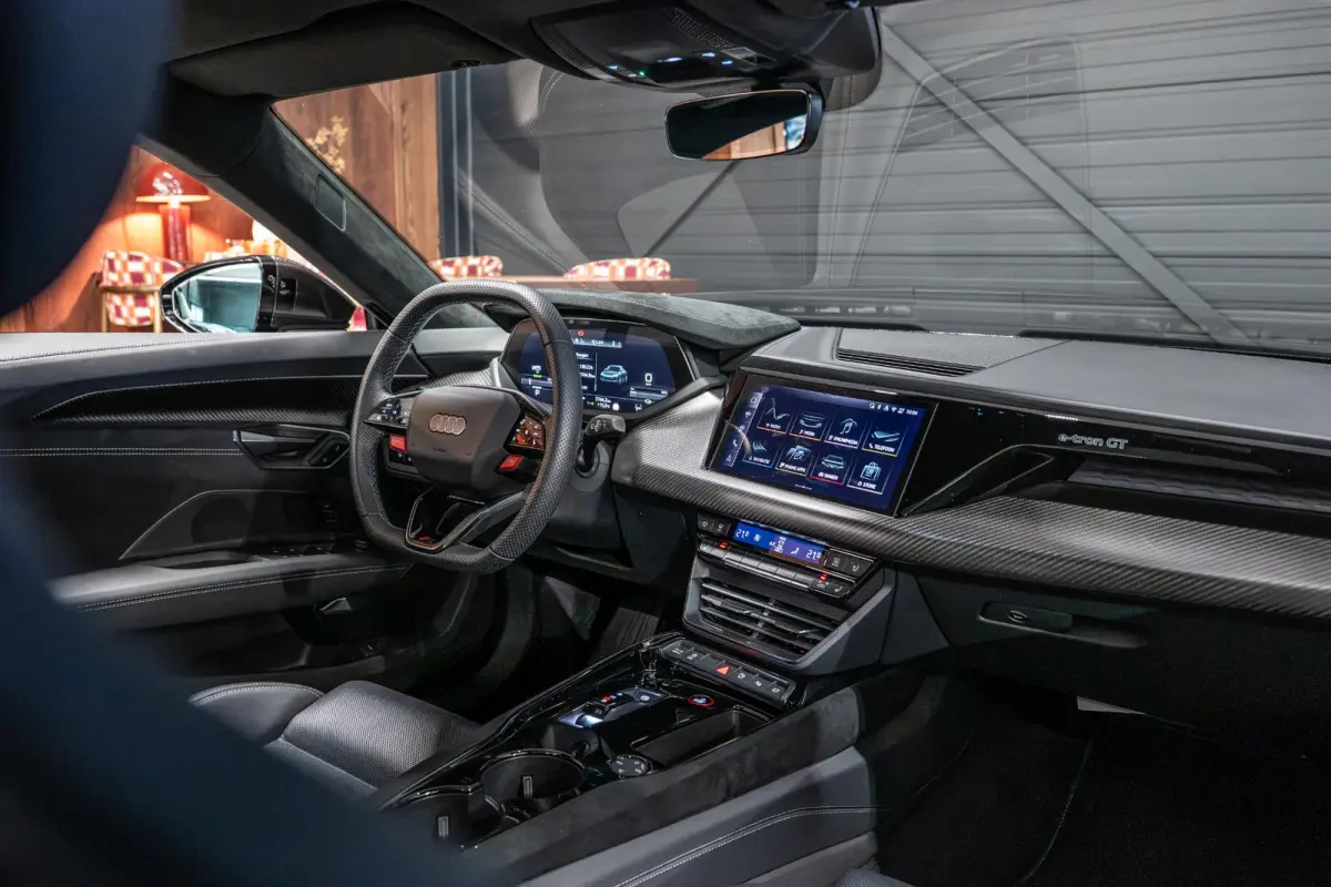 RS e-tron GT Performance BTW | Active Suspension | Boost 925PK | Stoelventilatie en massage | Pano