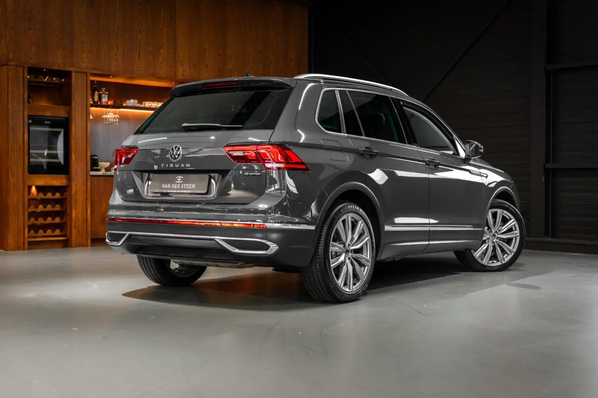 2.0 TSI 4Motion | Stoel/Stuurverwarming | 22Inch | Apple Carplay