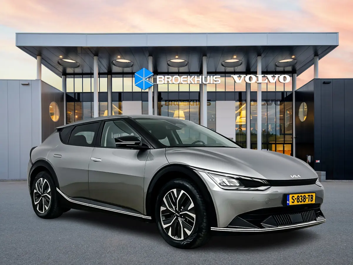 Plus 77.4 kWh | 19" Allseason | Trekhaak | Geventileerd Leder | Meridian Audio | Adaptieve Cruise | BLIS | Parkeercamera | Warmtepomp