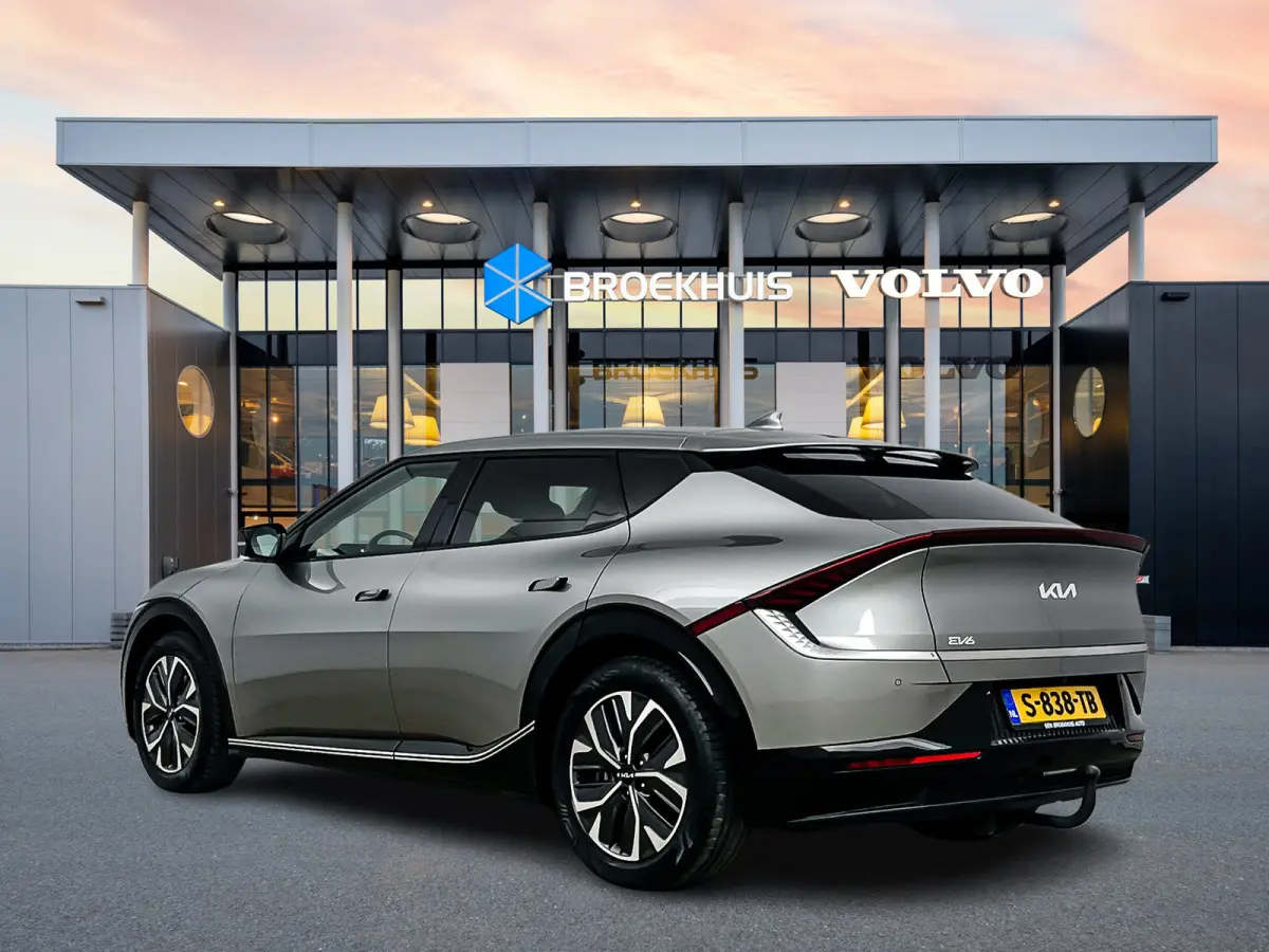 Plus 77.4 kWh | 19" Allseason | Trekhaak | Geventileerd Leder | Meridian Audio | Adaptieve Cruise | BLIS | Parkeercamera | Warmtepomp