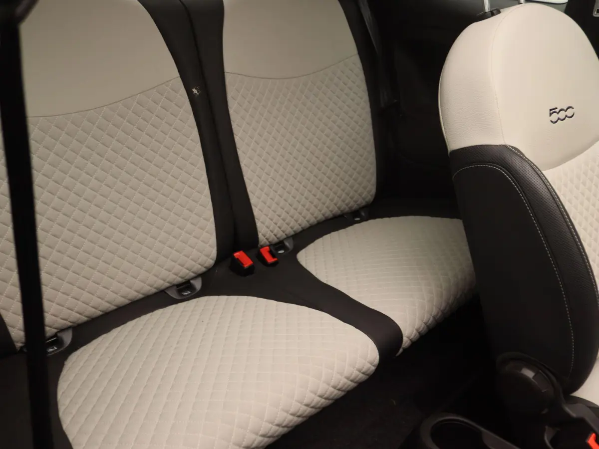 1.0 Hybrid Dolcevita | Apple Carplay/Android Auto | Airconditioning | Lichtmetalen Velgen |