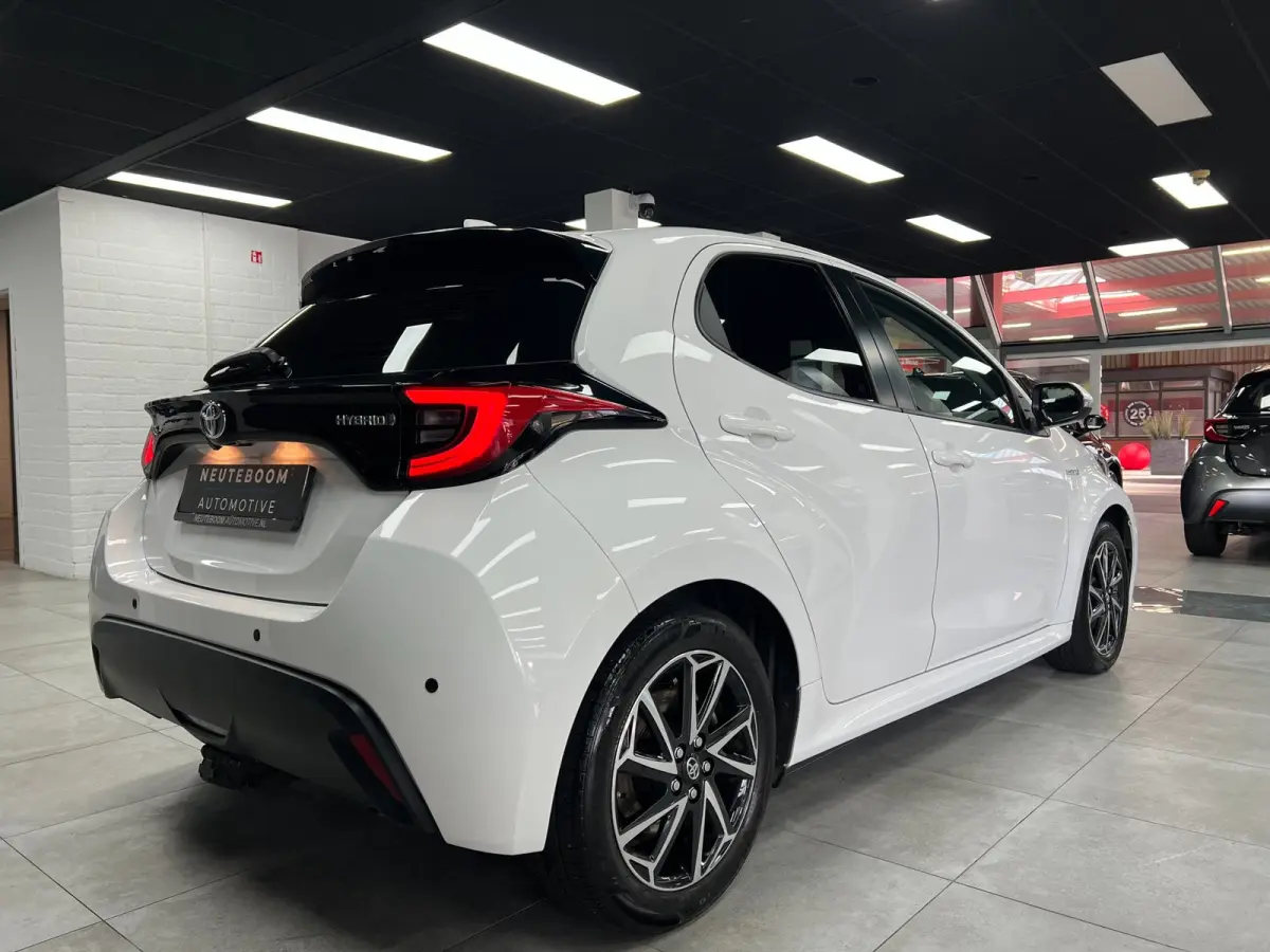 1.5 Hybrid Dynamic | Carplay | Cam | Keyless|