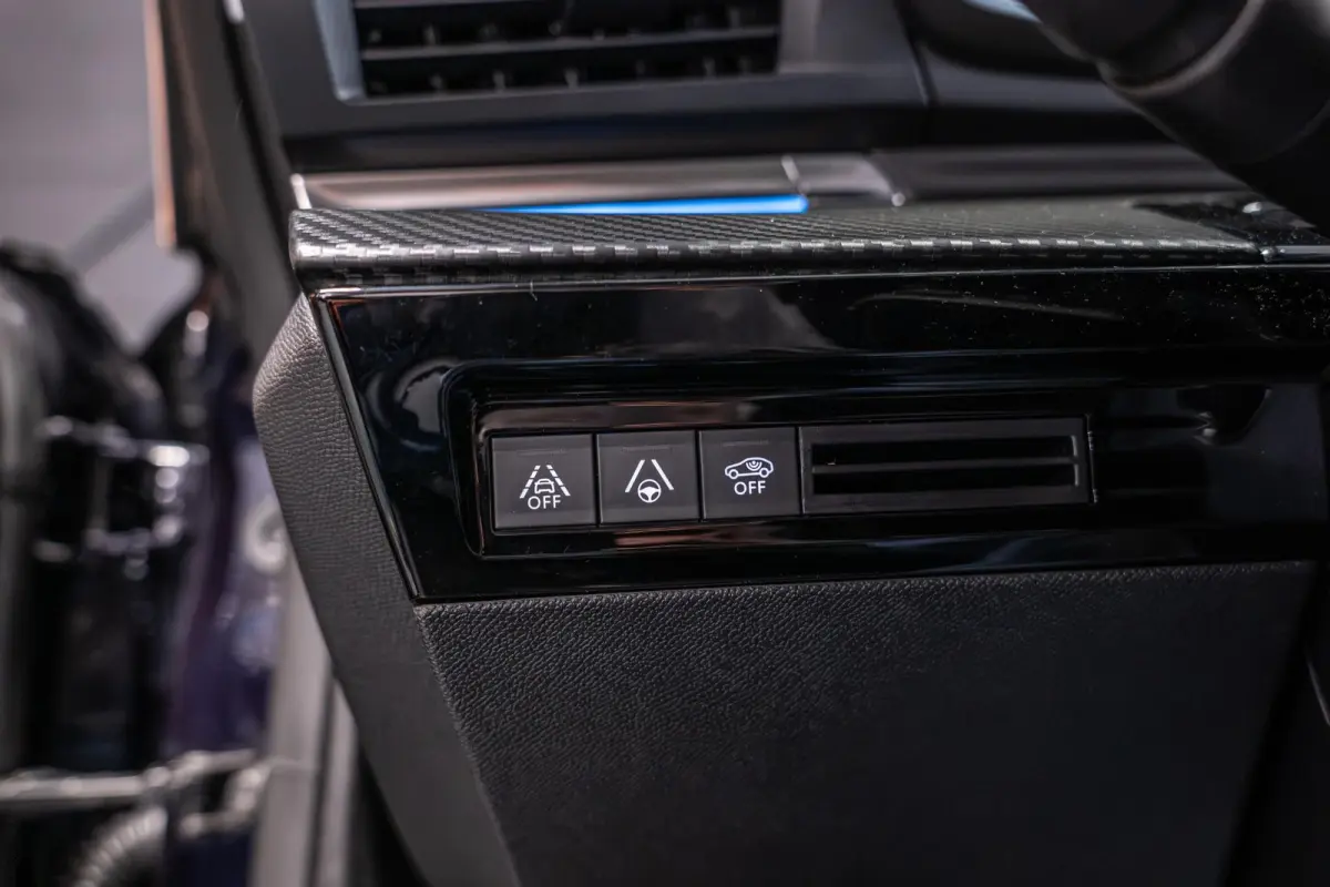 1.6 PureTech Blue Lease Allure