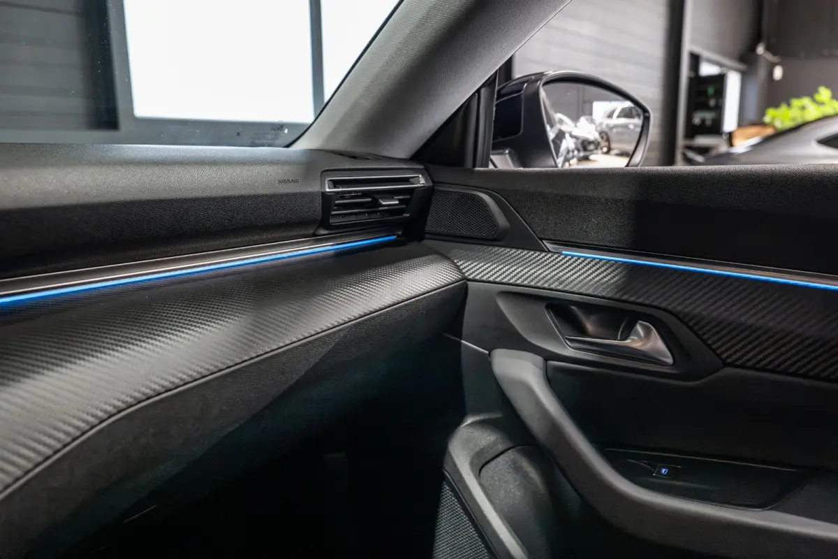1.6 PureTech Blue Lease Allure