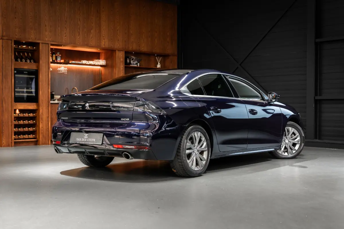 1.6 PureTech Blue Lease Allure