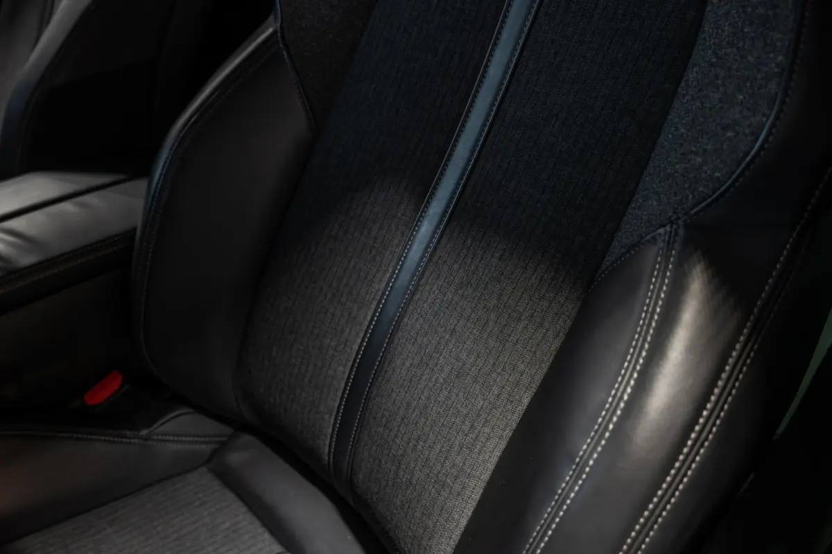 1.6 PureTech Blue Lease Allure