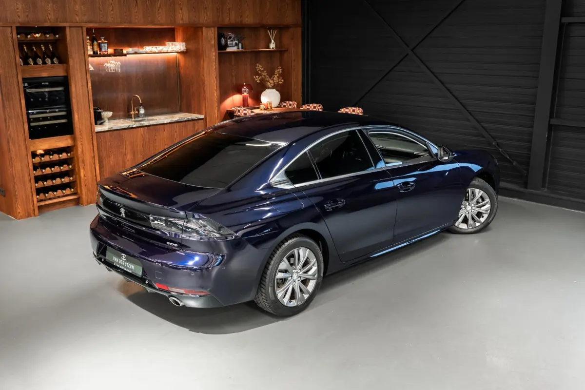 1.6 PureTech Blue Lease Allure