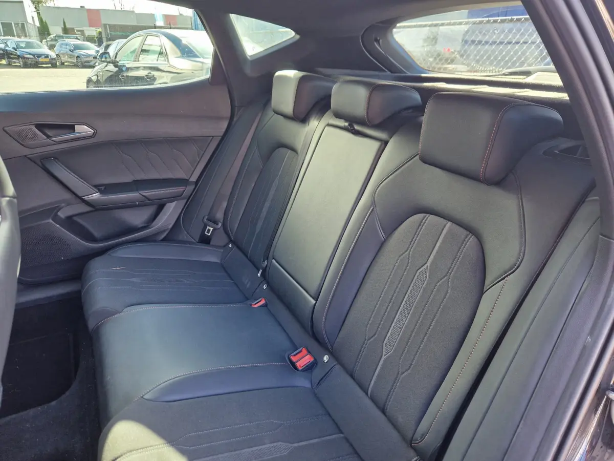 1.4 e-Hybrid VZ Performance 245PK