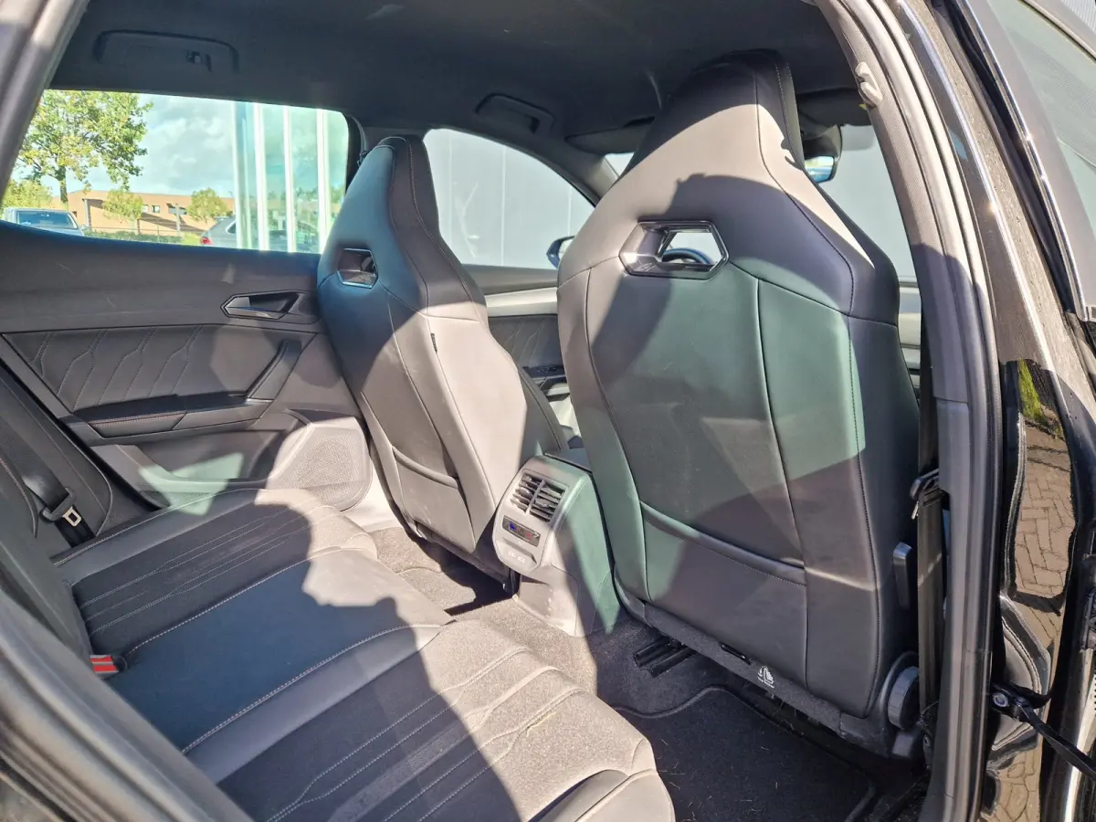 1.4 e-Hybrid VZ Performance 245PK