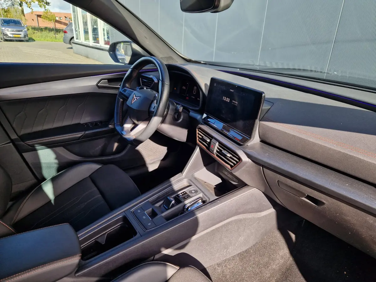 1.4 e-Hybrid VZ Performance 245PK