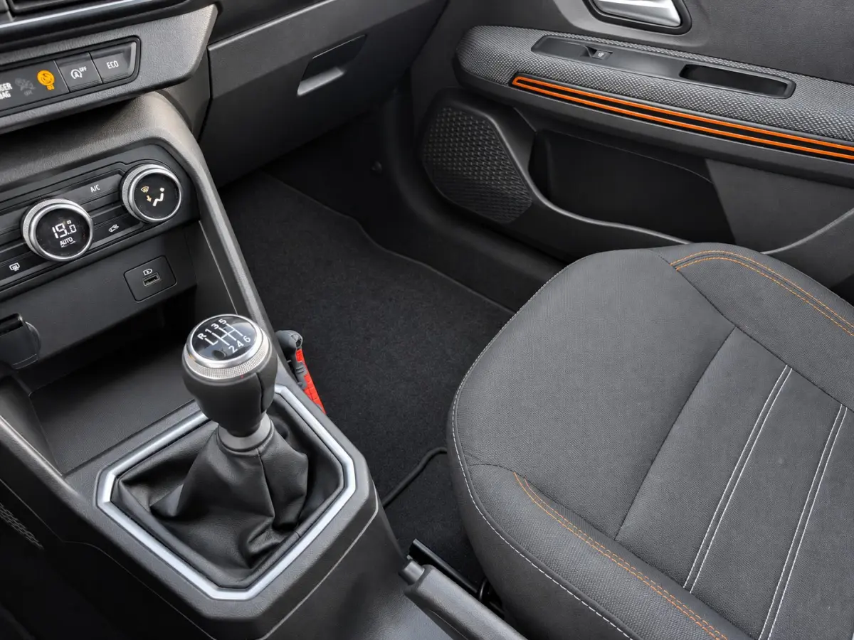 1.0 TCe 100 Bi-Fuel Comfort | Apple Carplay/Android | Camera | Navigatie | Parkeersensor | Led