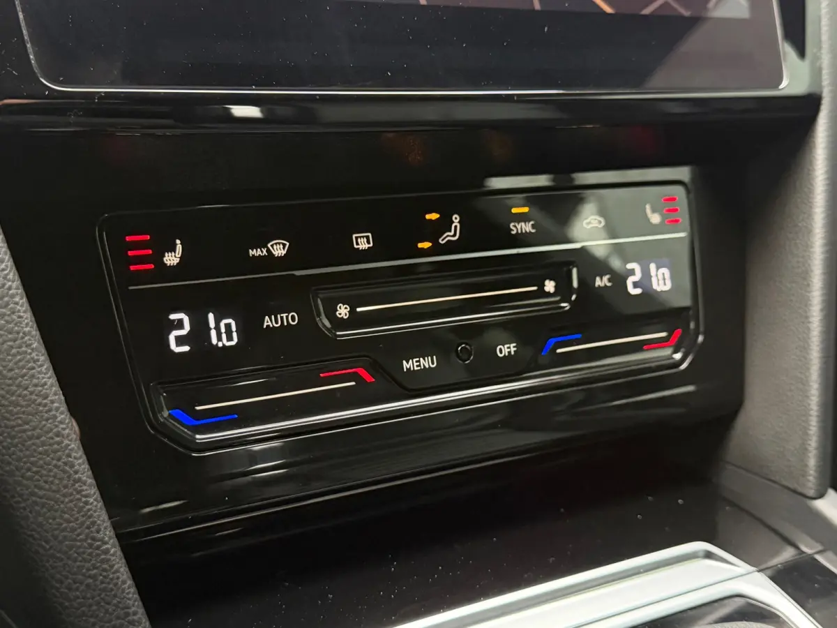 2.0 TSi 320 PK R 4Motion |Stoel/Stuurverwarming|Memory|Head UP |Harman/Kardon|Pano|Trekhaak