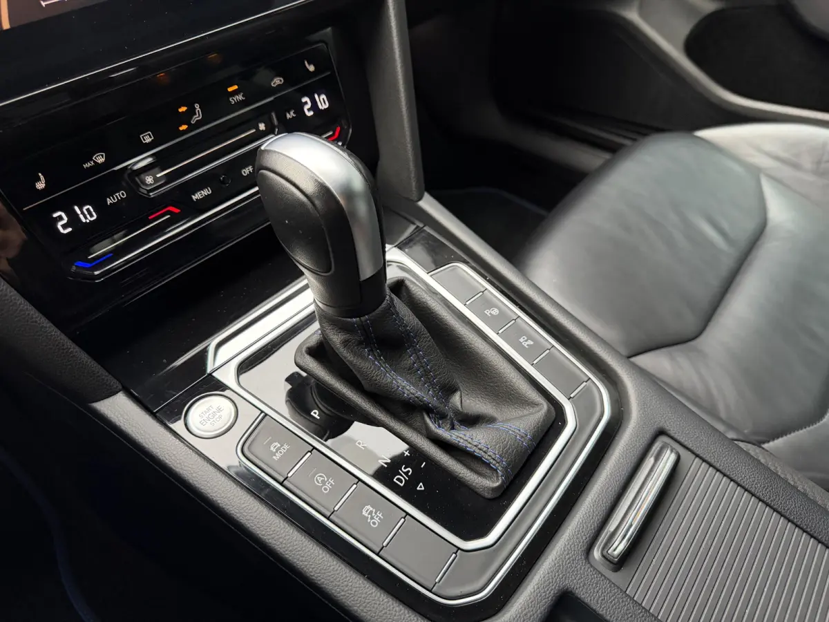 2.0 TSi 320 PK R 4Motion |Stoel/Stuurverwarming|Memory|Head UP |Harman/Kardon|Pano|Trekhaak