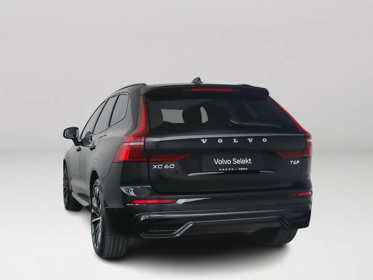 T6 Plug-in hybrid AWD Ultra Dark | Panoramadak | 360° camera | Head-up display | Luchtvering | Harman Kardon | Stoel- en stuurverwarming | Trekhaak