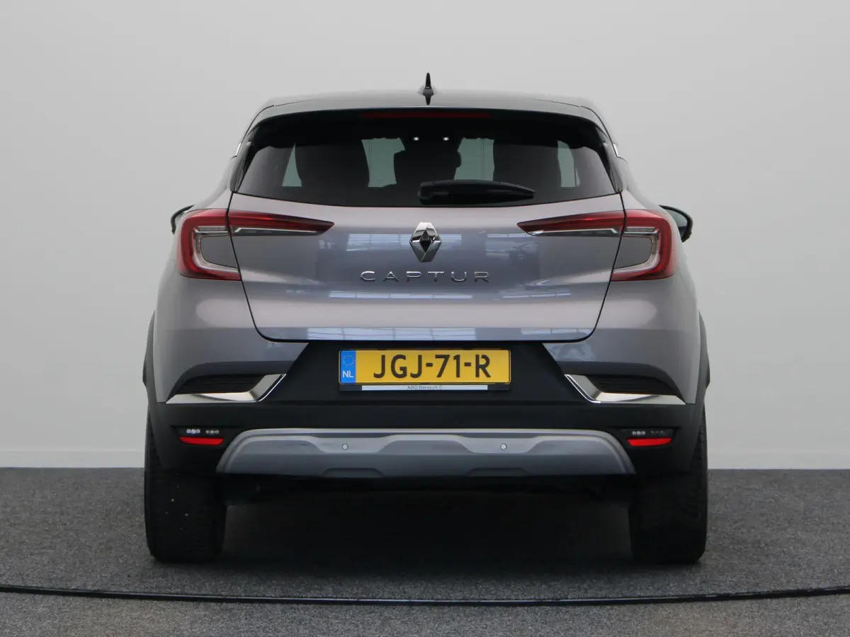 TCe 90 Techno | Navigatie | Achteruitrijcamera | Parkeersensoren voor en achter | Climate control |