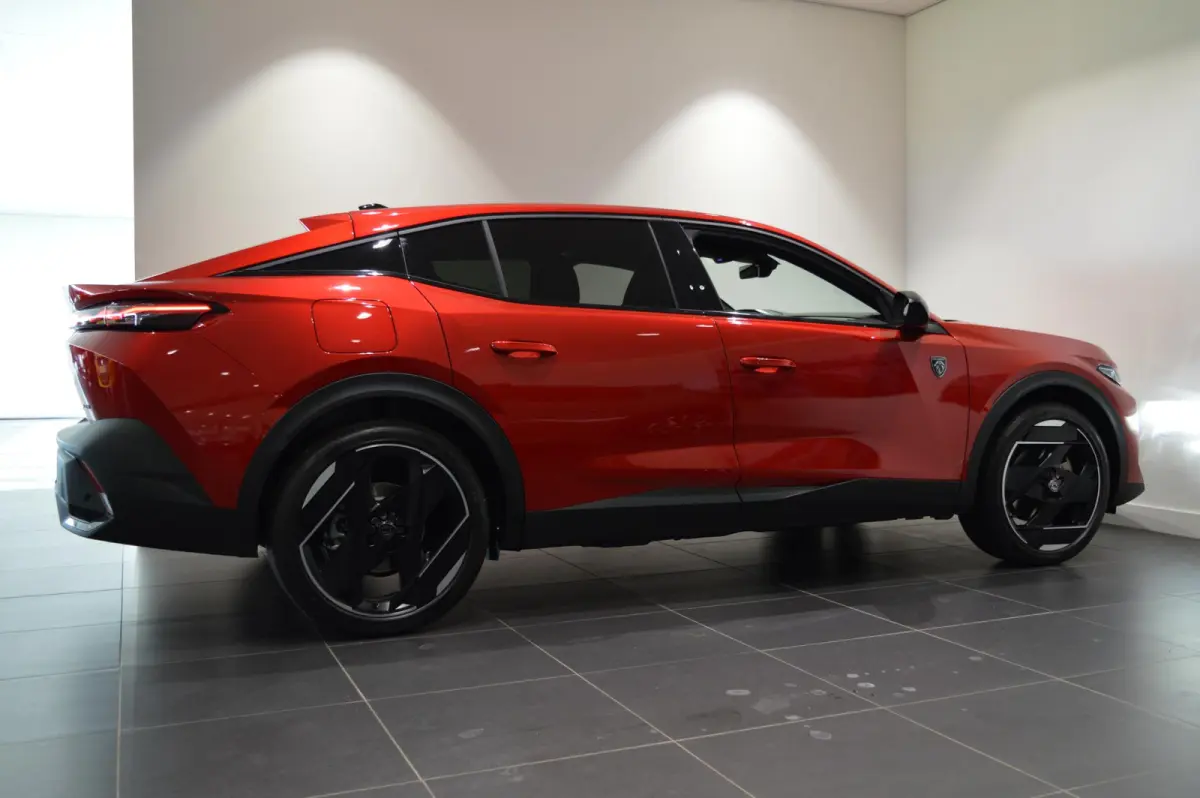 1.6 Plug-In Hybrid 240 GT Exclusive - RIJDEN DIRECT UIT VOORRAAD - LEDER - FULL OPTIONS!