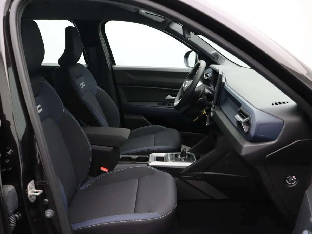 1.8 Hybrid 155pk Expression | Achteruitrijcamera | 17" lichtmetalen velgen | Apple carplay / Android auto | ACTIE 7 jaar Fabrieksgarantie! |
