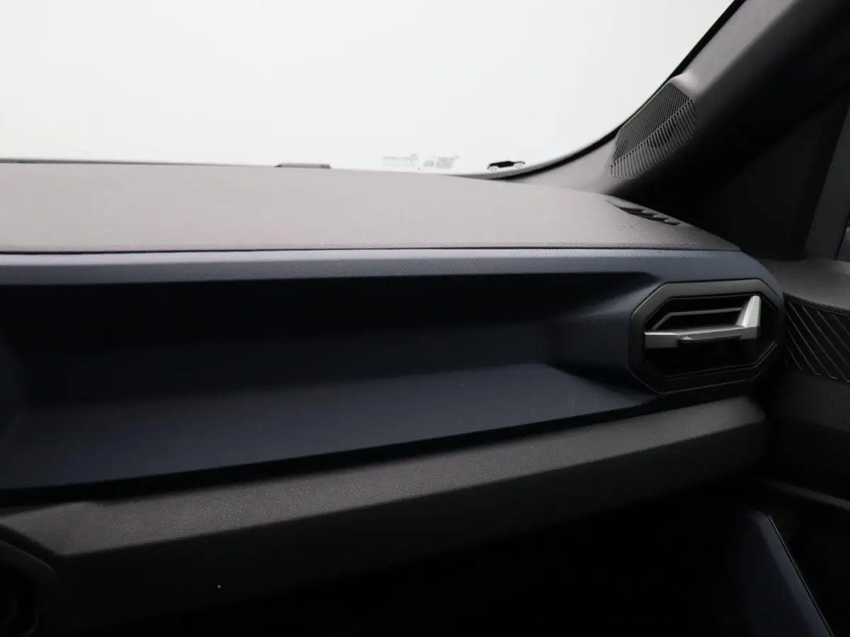 1.8 Hybrid 155pk Expression | Achteruitrijcamera | 17" lichtmetalen velgen | Apple carplay / Android auto | ACTIE 7 jaar Fabrieksgarantie! |