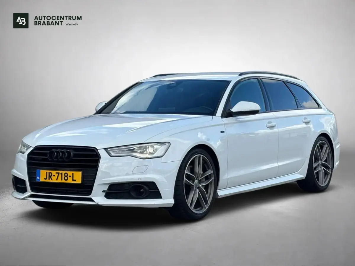 2.0 TFSI quattro Adrenalin Sport(NL-auto, Goed OnderH, Navi, Camera, StoelV, PDC V+A, Climate Con, Etc)