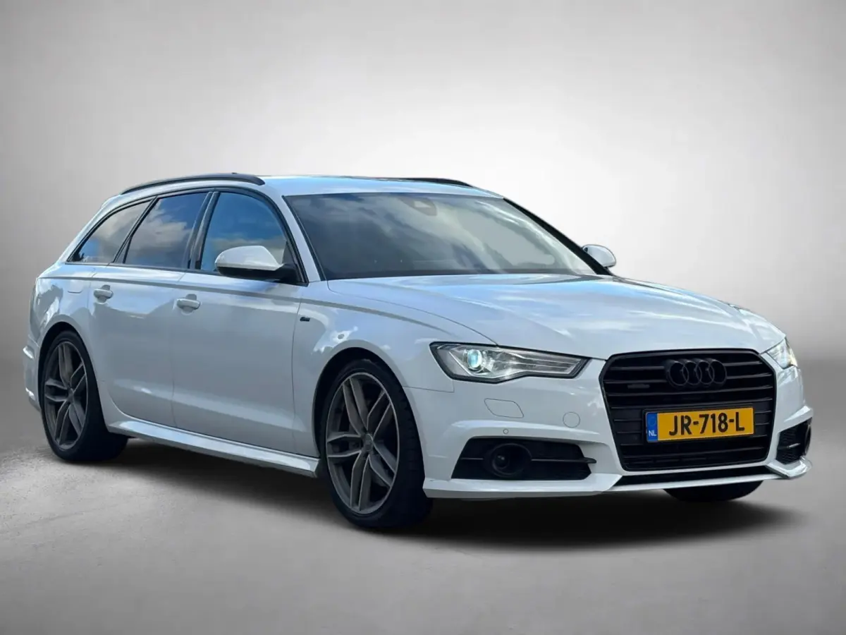 2.0 TFSI quattro Adrenalin Sport(NL-auto, Goed OnderH, Navi, Camera, StoelV, PDC V+A, Climate Con, Etc)