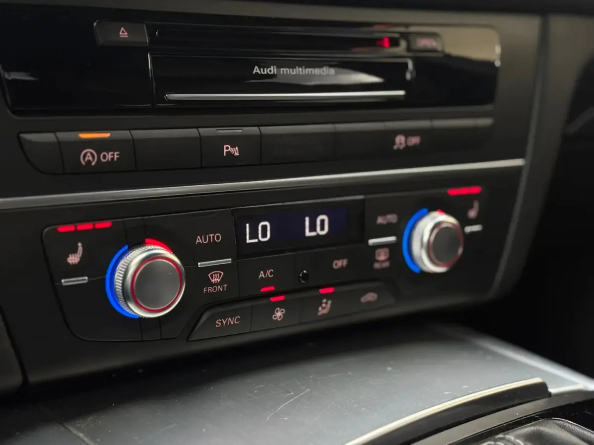 2.0 TFSI quattro Adrenalin Sport(NL-auto, Goed OnderH, Navi, Camera, StoelV, PDC V+A, Climate Con, Etc)
