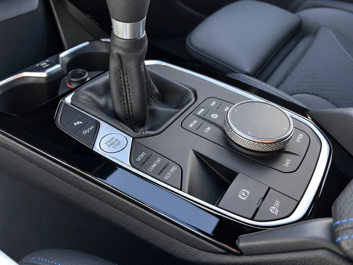 218i High Executive, M SPORT PAKKET | Apple Carplay/Android | Cruise control | Led | Climate contr. | Live Cockpit Plus