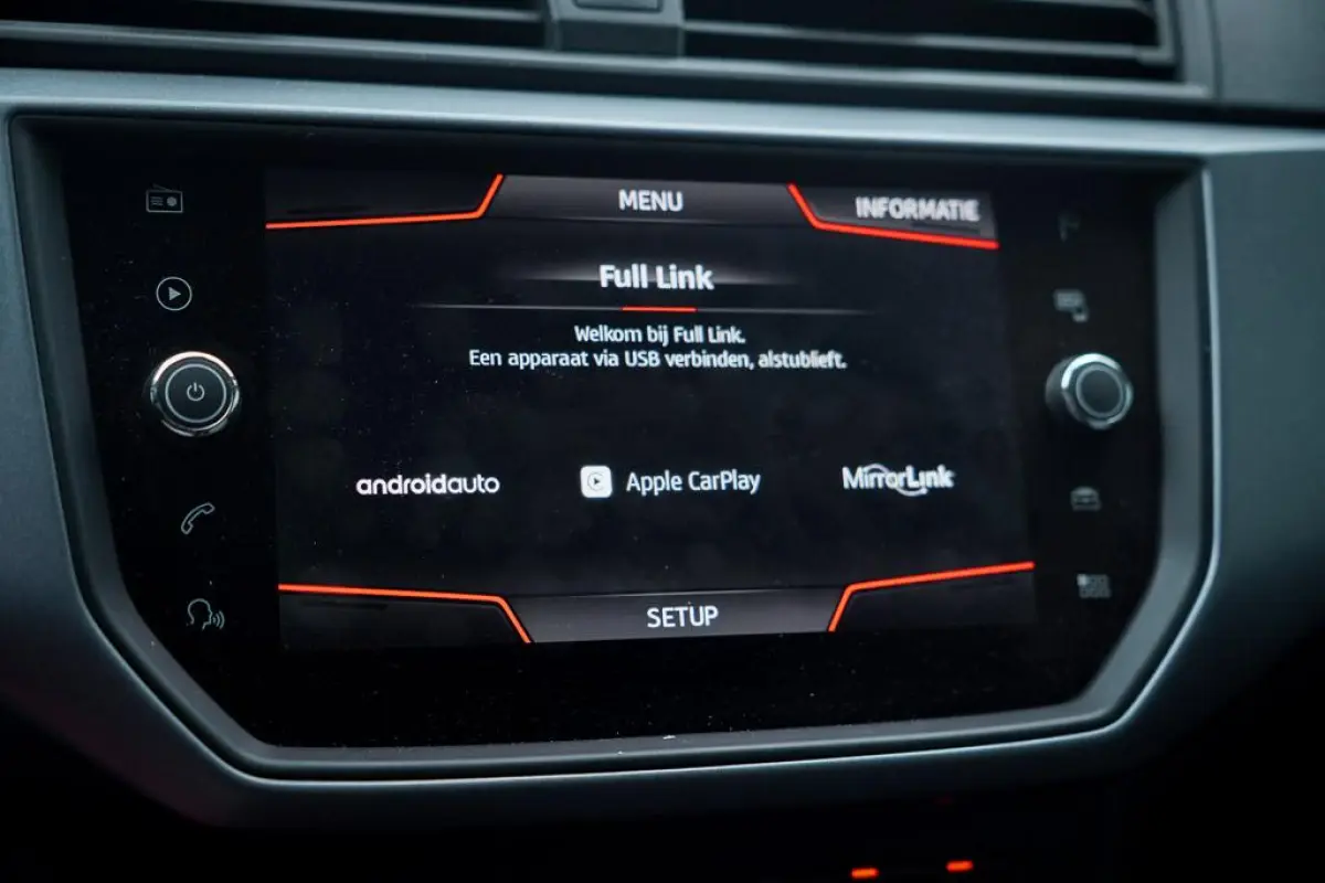 1.0 TSI Style Launch Edition / Upgrade Comfort / Carplay / NL Auto / Getint Glas / DAB+