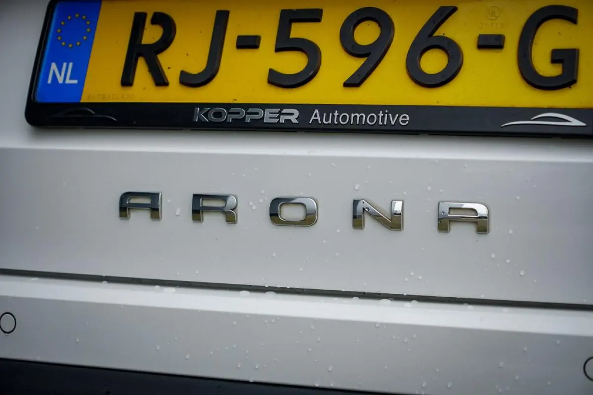 1.0 TSI Style Launch Edition / Upgrade Comfort / Carplay / NL Auto / Getint Glas / DAB+