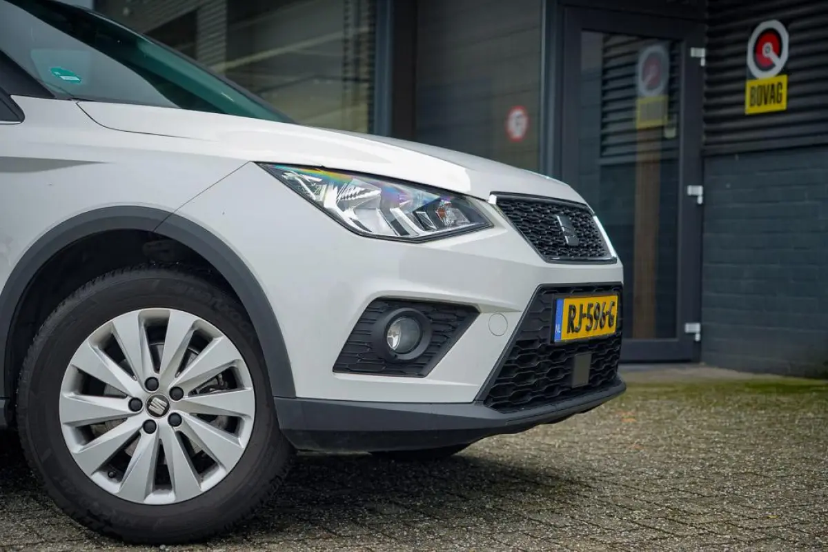 1.0 TSI Style Launch Edition / Upgrade Comfort / Carplay / NL Auto / Getint Glas / DAB+