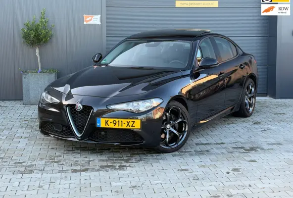 2.0T Super | Leder | Pano | Camera | Stoel en stuurverwarming | Volledig onderhouden