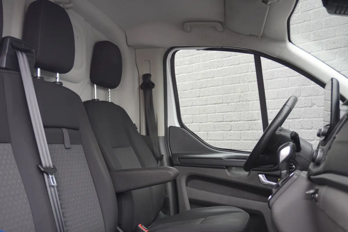 1.0 EcoBoost Hybride Benzine Automaat EURO 6 - Airco - Navi - Cruise - €20.950,- Excl.