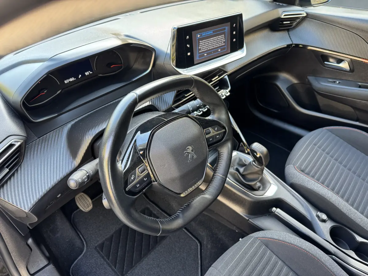 1.2 PureTech Active Airco Navi Carplay