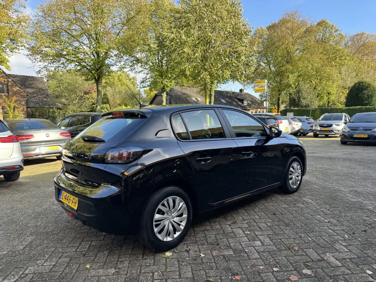 1.2 PureTech Active Airco Navi Carplay
