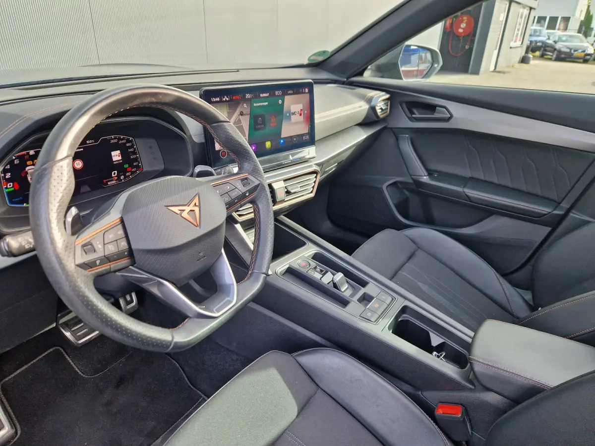 1.4 e-Hybrid VZ Performance 245PK Matblauw