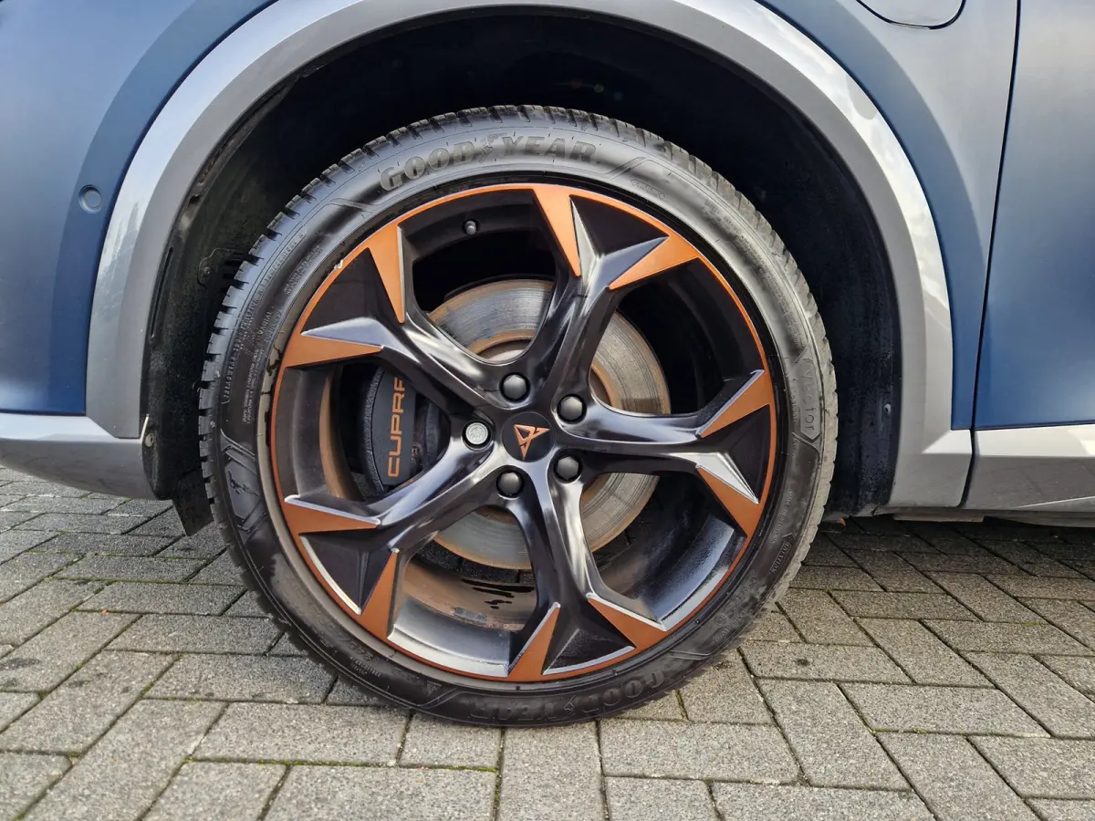 1.4 e-Hybrid VZ Performance 245PK Matblauw