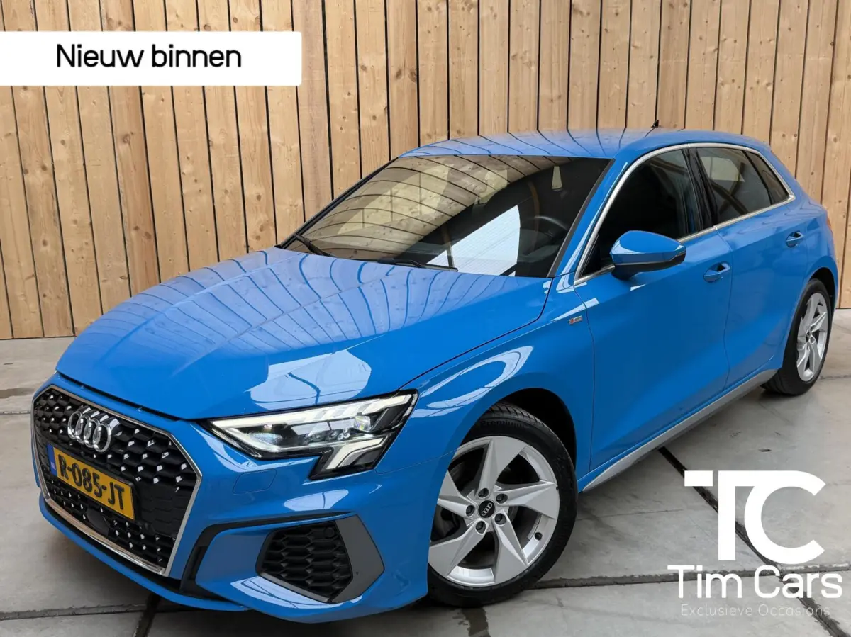30 TFSI S edition Automaat | Apple CarPlay/Android Auto | Cruise & climate control | Full-LED verlichting | Keyless entry | Navigatiesysteem | Voorstoelen verwarmd | Trekhaak