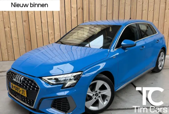 30 TFSI S edition Automaat | Apple CarPlay/Android Auto | Cruise & climate control | Full-LED verlichting | Keyless entry | Navigatiesysteem | Voorstoelen verwarmd | Trekhaak