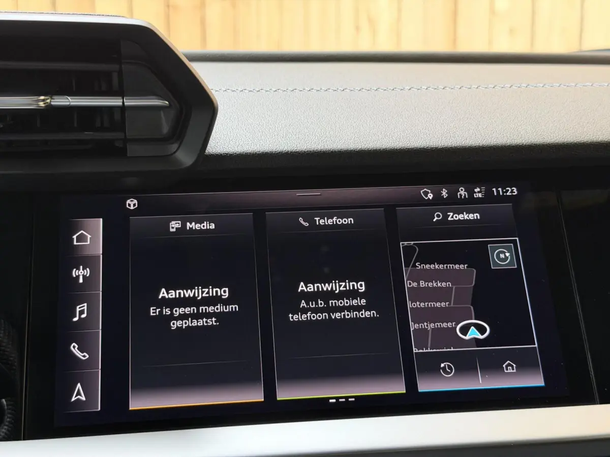 30 TFSI S edition Automaat | Apple CarPlay/Android Auto | Cruise & climate control | Full-LED verlichting | Keyless entry | Navigatiesysteem | Voorstoelen verwarmd | Trekhaak