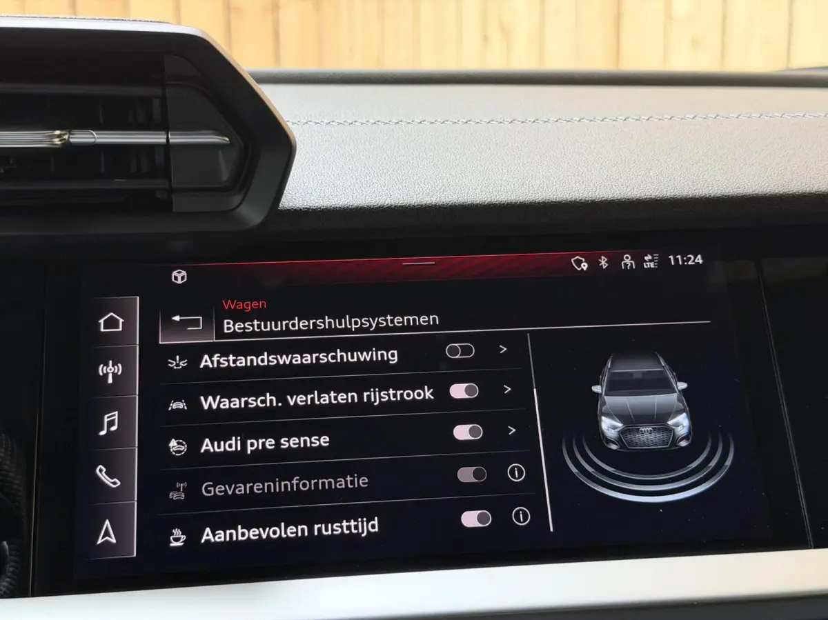30 TFSI S edition Automaat | Apple CarPlay/Android Auto | Cruise & climate control | Full-LED verlichting | Keyless entry | Navigatiesysteem | Voorstoelen verwarmd | Trekhaak