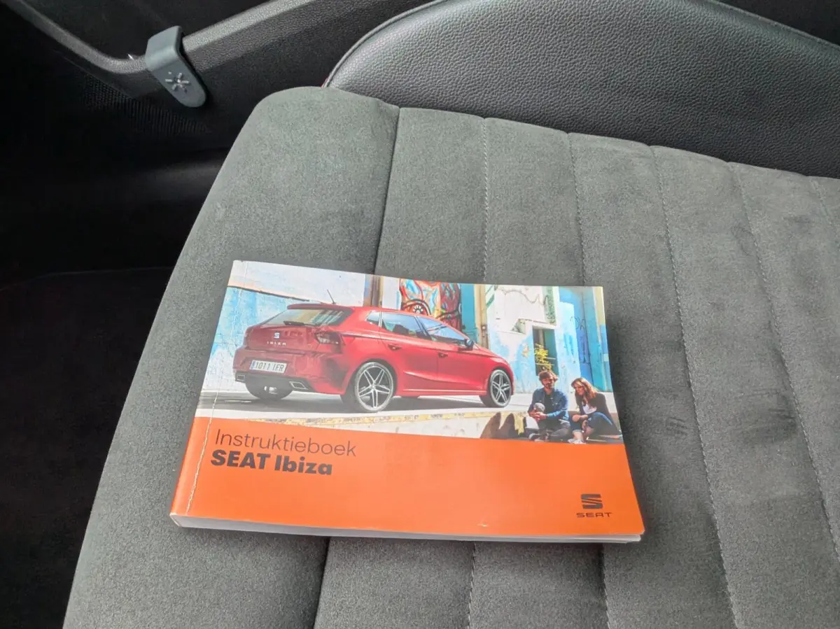 1.0 TSI FR Business Intense