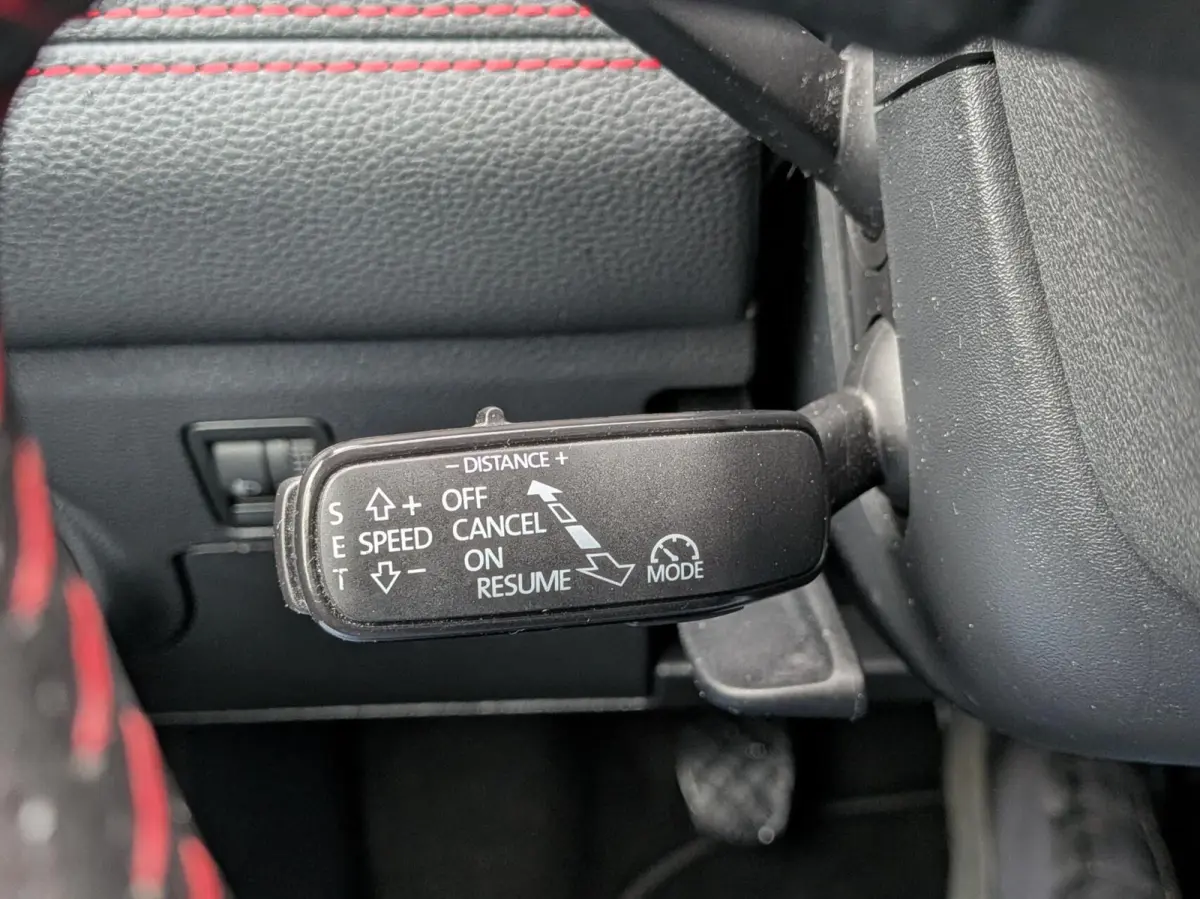 1.0 TSI FR Business Intense